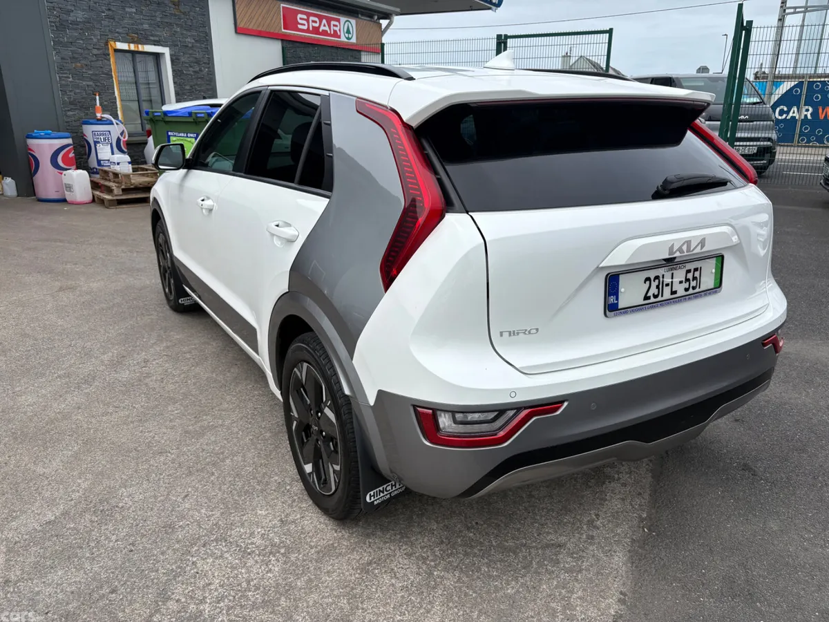 Kia Niro SUV, Electric, 2023, White