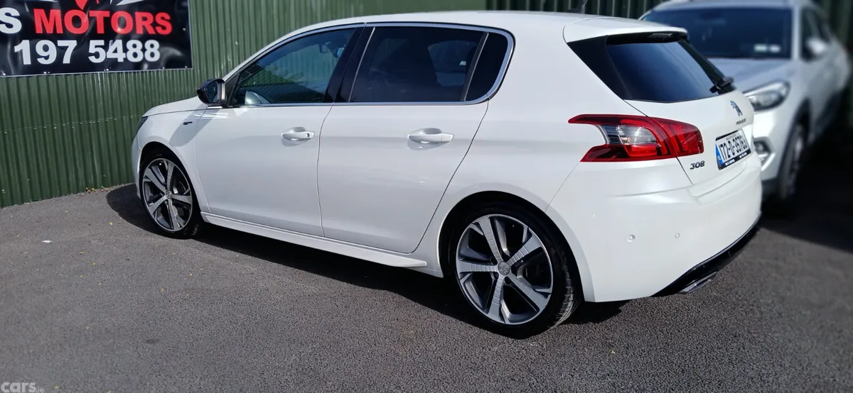 Peugeot 308 Hatchback, Diesel, 2017, White