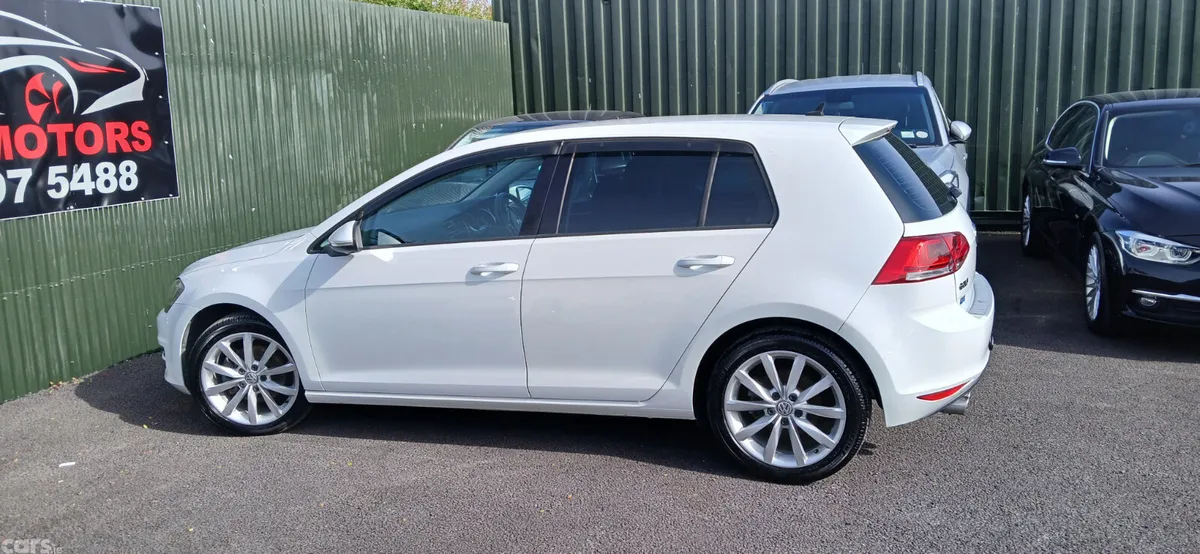 Volkswagen Golf Hatchback, Petrol, 2015, White