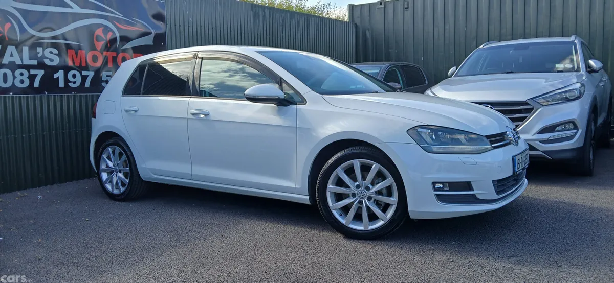 Volkswagen Golf Hatchback, Petrol, 2015, White
