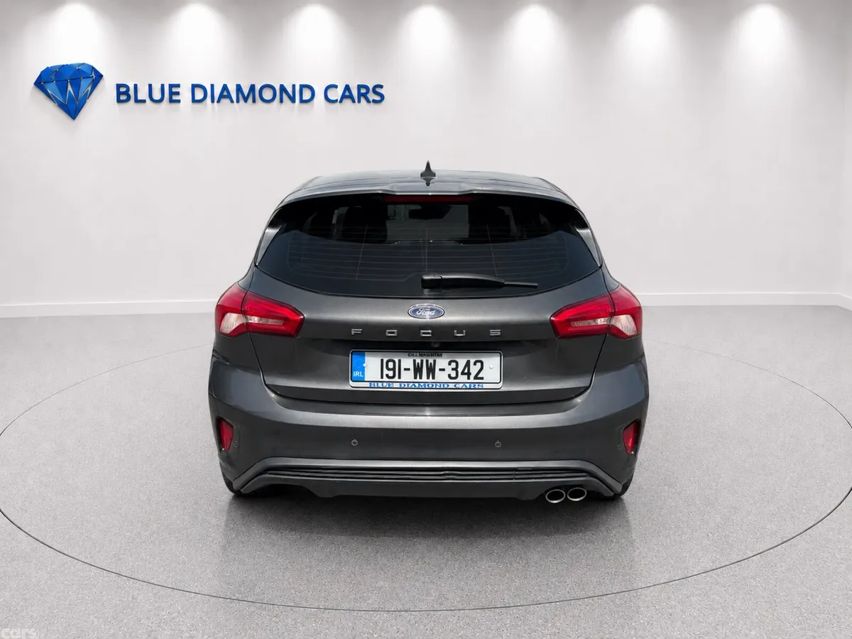 Ford Focus Hatchback, Diesel, 2019, Grey