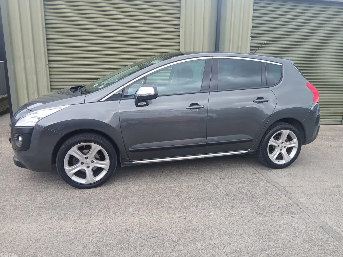 Peugeot 3008 MPV, Diesel, 2013, Grey
