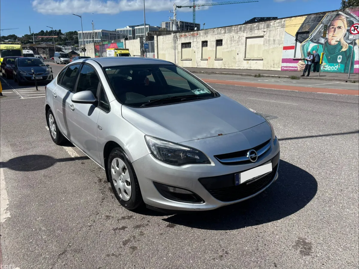 Opel Astra Saloon, Diesel, 2013, Silver
