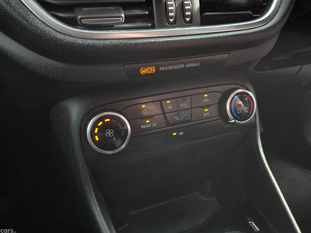 Ford Fiesta Hatchback, Petrol, 2019, Grey