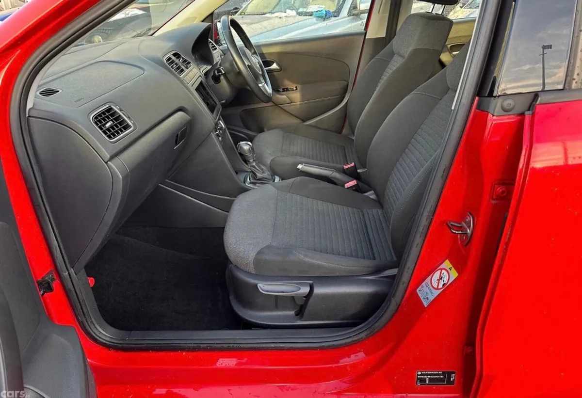 Volkswagen Polo Hatchback, Petrol, 2013, Red