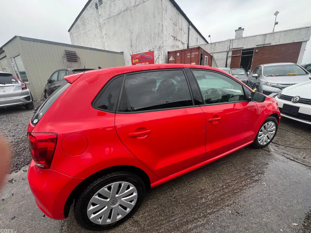 Volkswagen Polo Hatchback, Petrol, 2013, Red