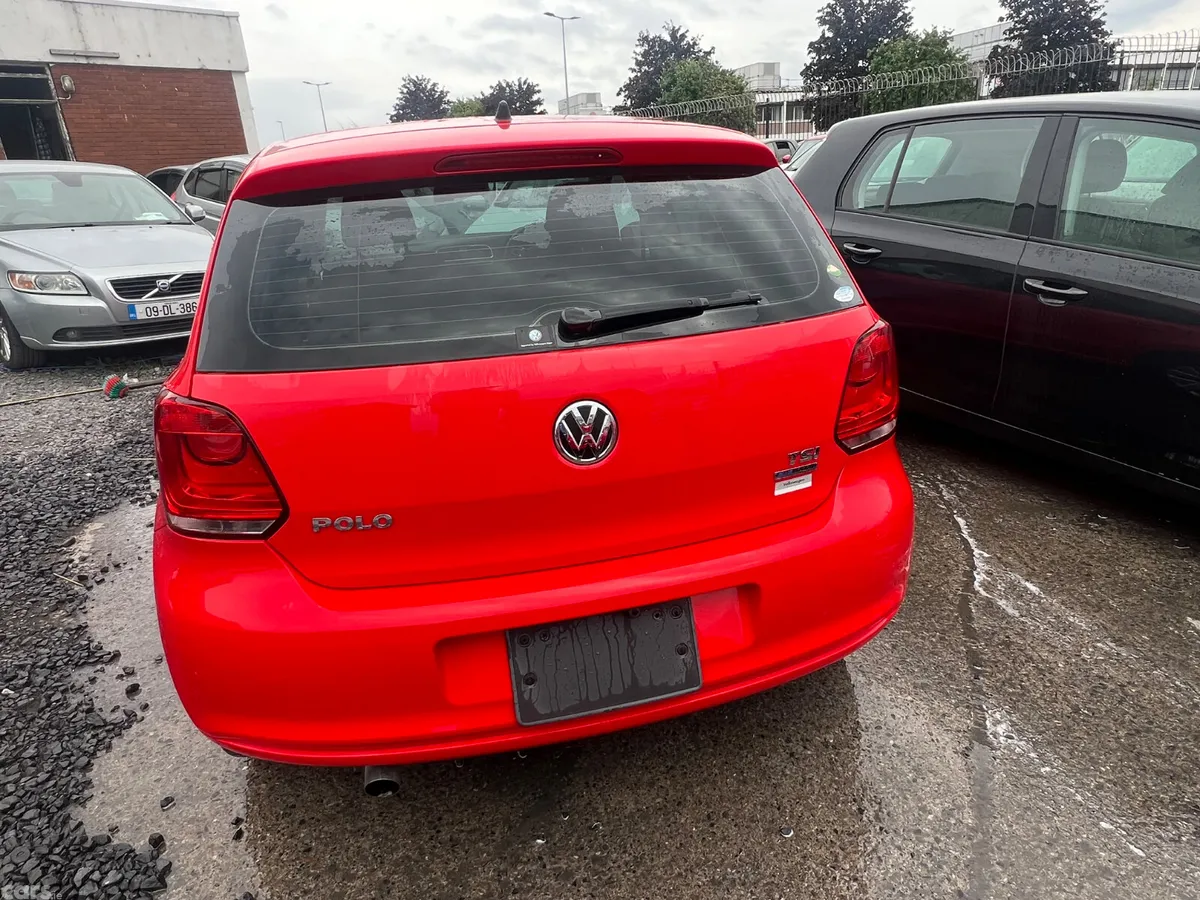 Volkswagen Polo Hatchback, Petrol, 2013, Red