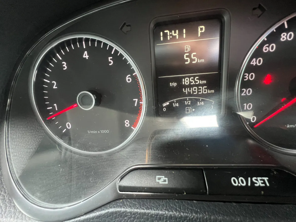 Volkswagen Polo Hatchback, Petrol, 2013, Red