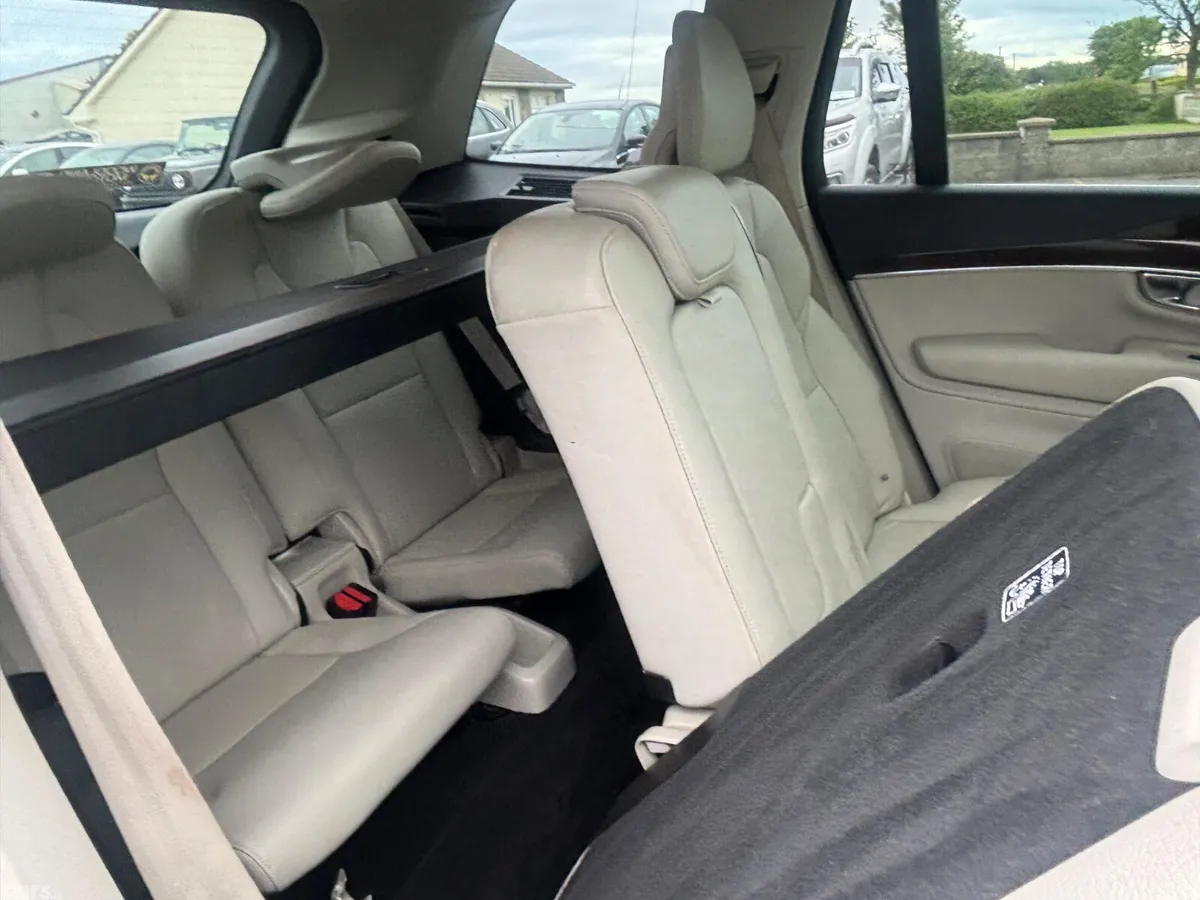 Volvo XC90 SUV, Petrol Plug-in Hybrid, 2016, Bronze