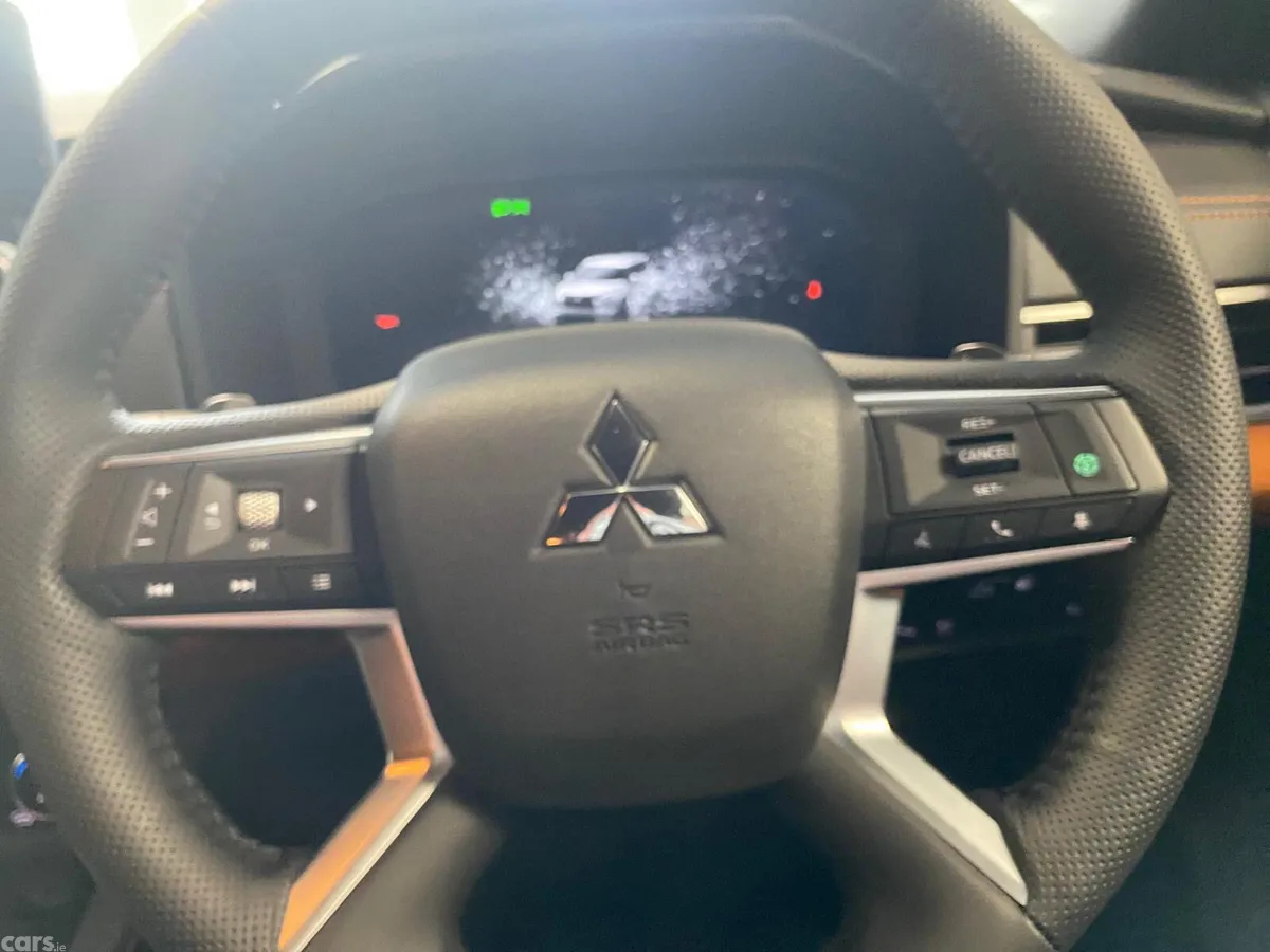 Mitsubishi Outlander SUV, Petrol Plug-in Hybrid, 2022, Blue