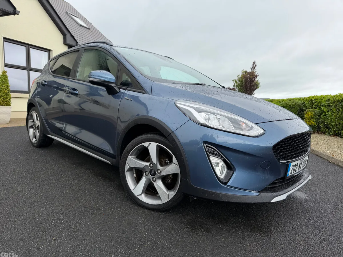 Ford Fiesta Hatchback, Petrol, 2020, Blue