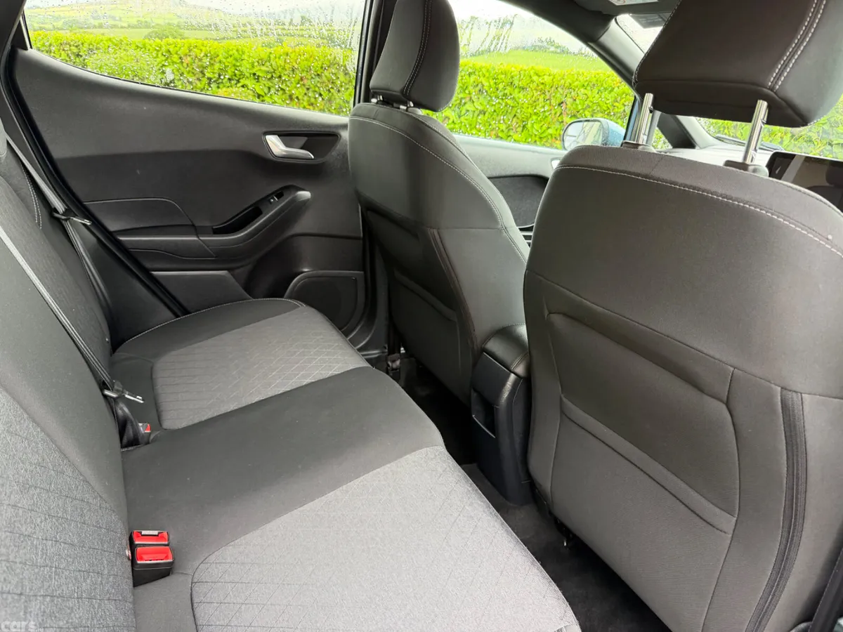 Ford Fiesta Hatchback, Petrol, 2020, Blue