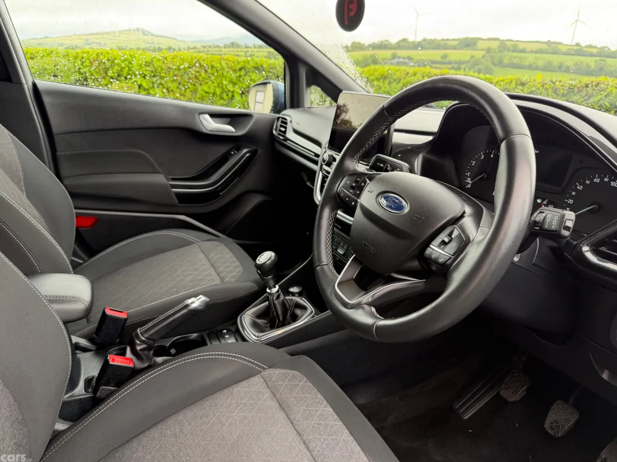 Ford Fiesta Hatchback, Petrol, 2020, Blue