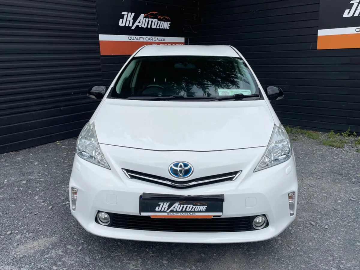 Toyota Prius MPV, Petrol Hybrid, 2012, White