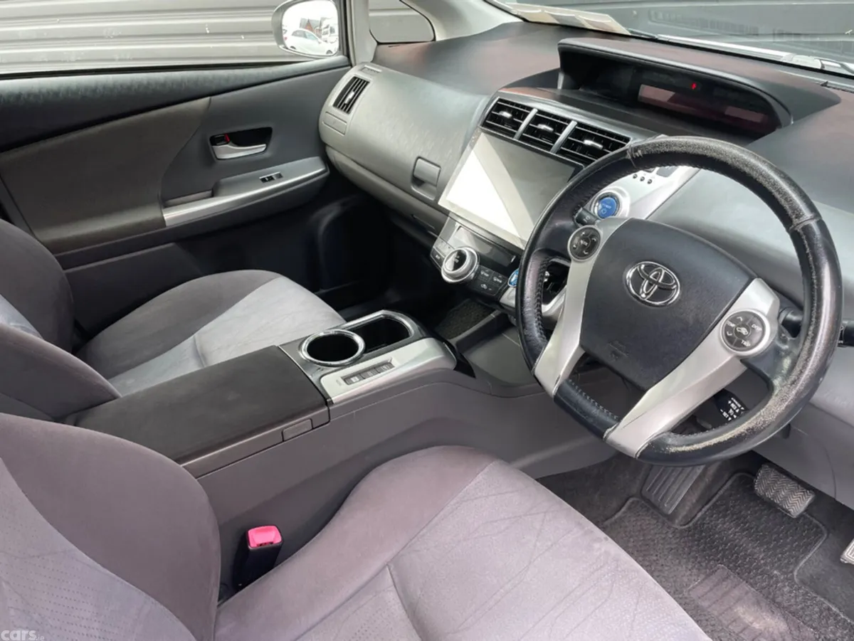 Toyota Prius MPV, Petrol Hybrid, 2012, White