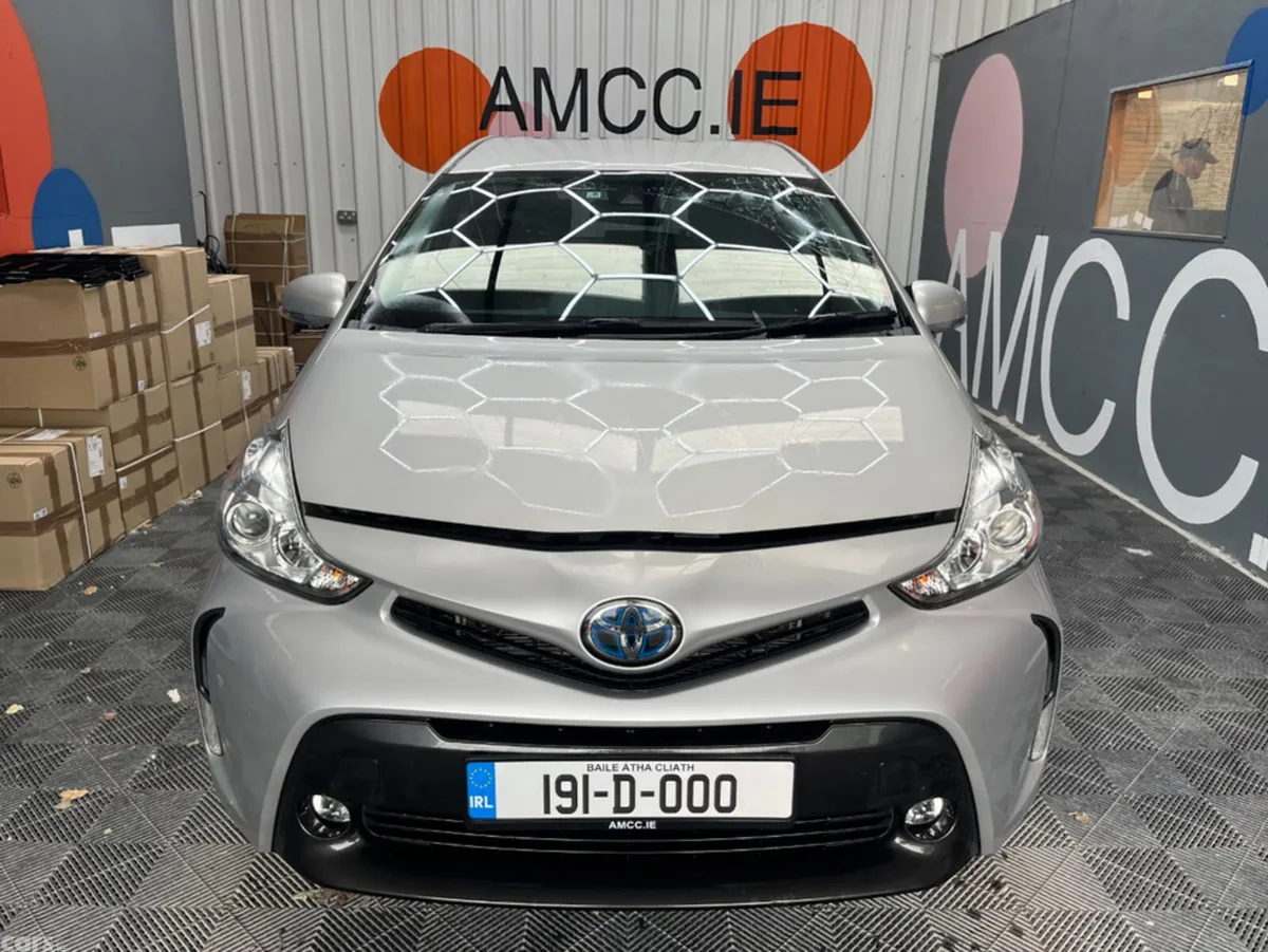 Toyota Prius MPV, Petrol Hybrid, 2019, Silver