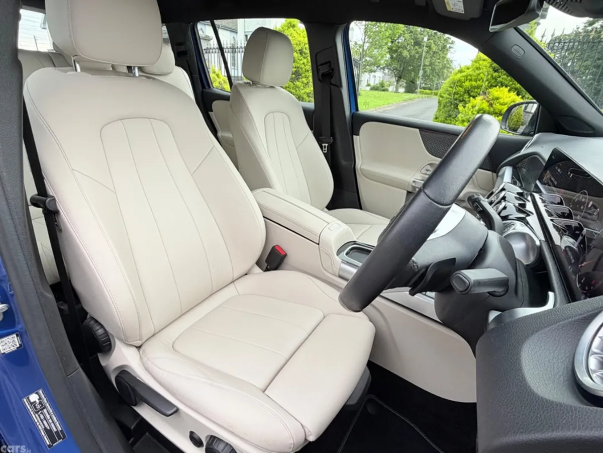 Mercedes-Benz GLB SUV, Diesel, 2024, Blue