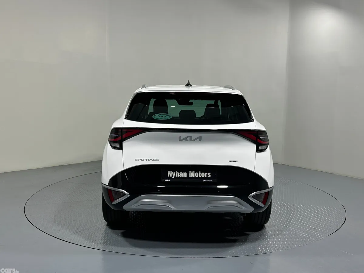 Kia Sportage SUV, Petrol Plug-in Hybrid, 2026, White
