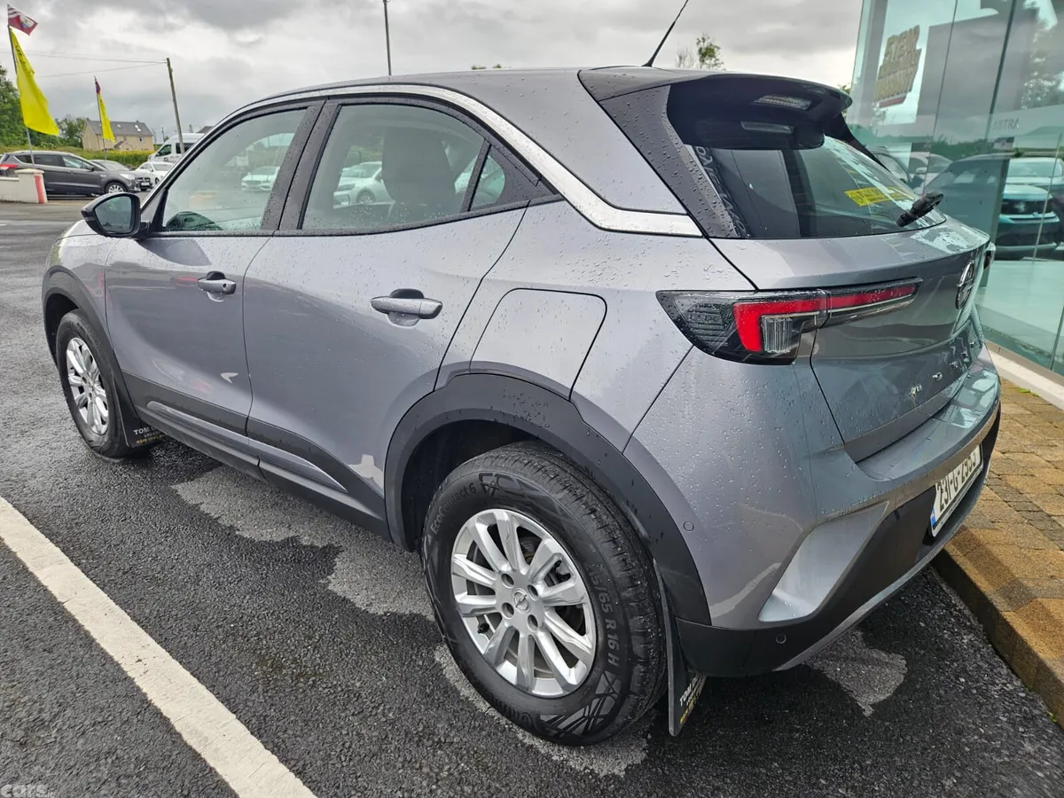 Opel Mokka SUV, Petrol, 2023, Grey