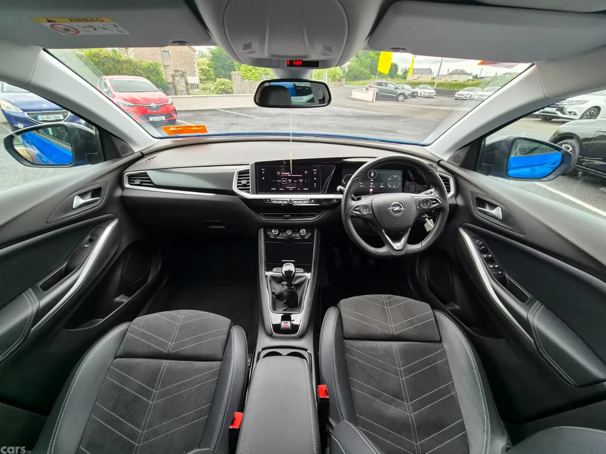 Opel Grandland X SUV, Petrol, 2023, Blue