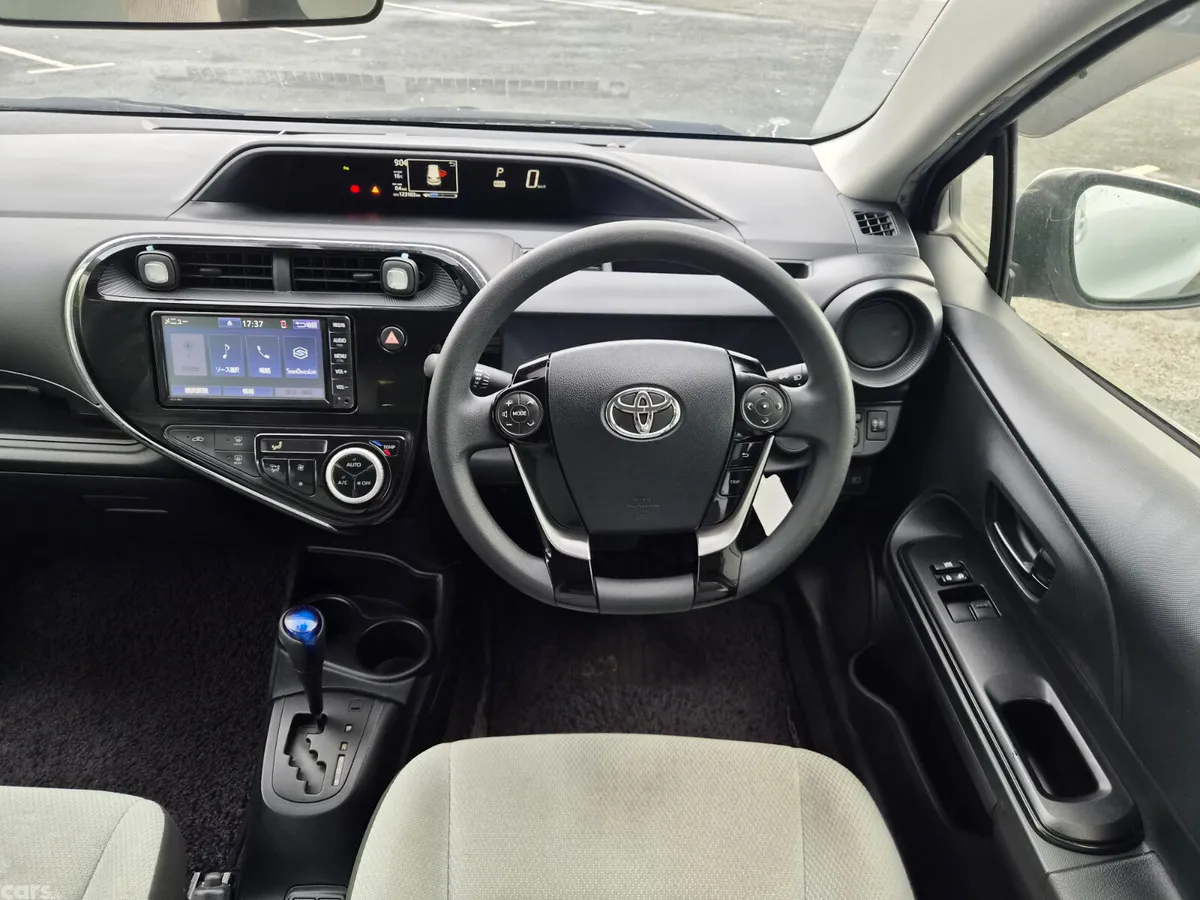 Toyota Aqua Hatchback, Petrol Hybrid, 2019, Silver