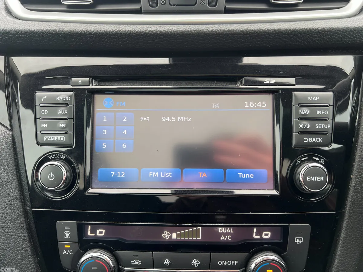 Nissan Qashqai SUV, Diesel, 2017, Black