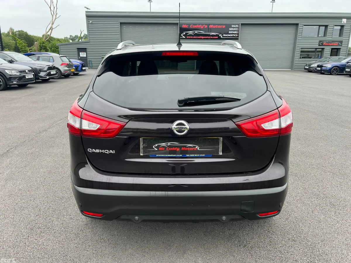 Nissan Qashqai SUV, Diesel, 2017, Black
