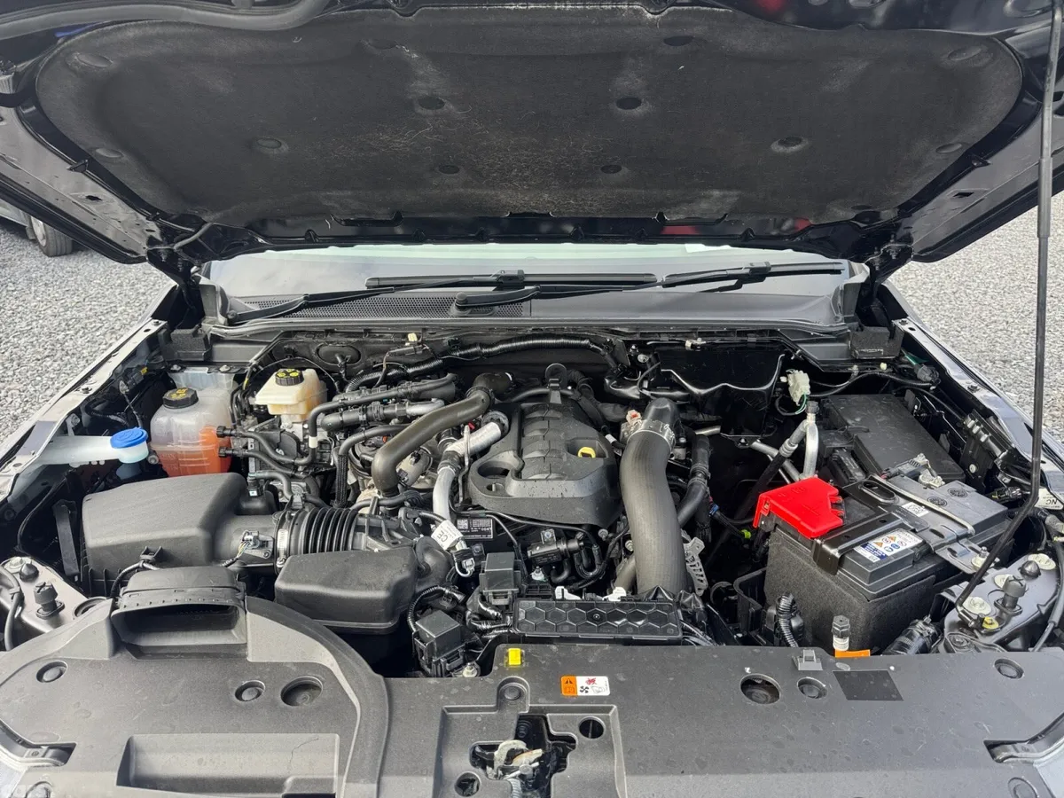 Volkswagen Amarok Pick Up, Diesel, 2025, Black