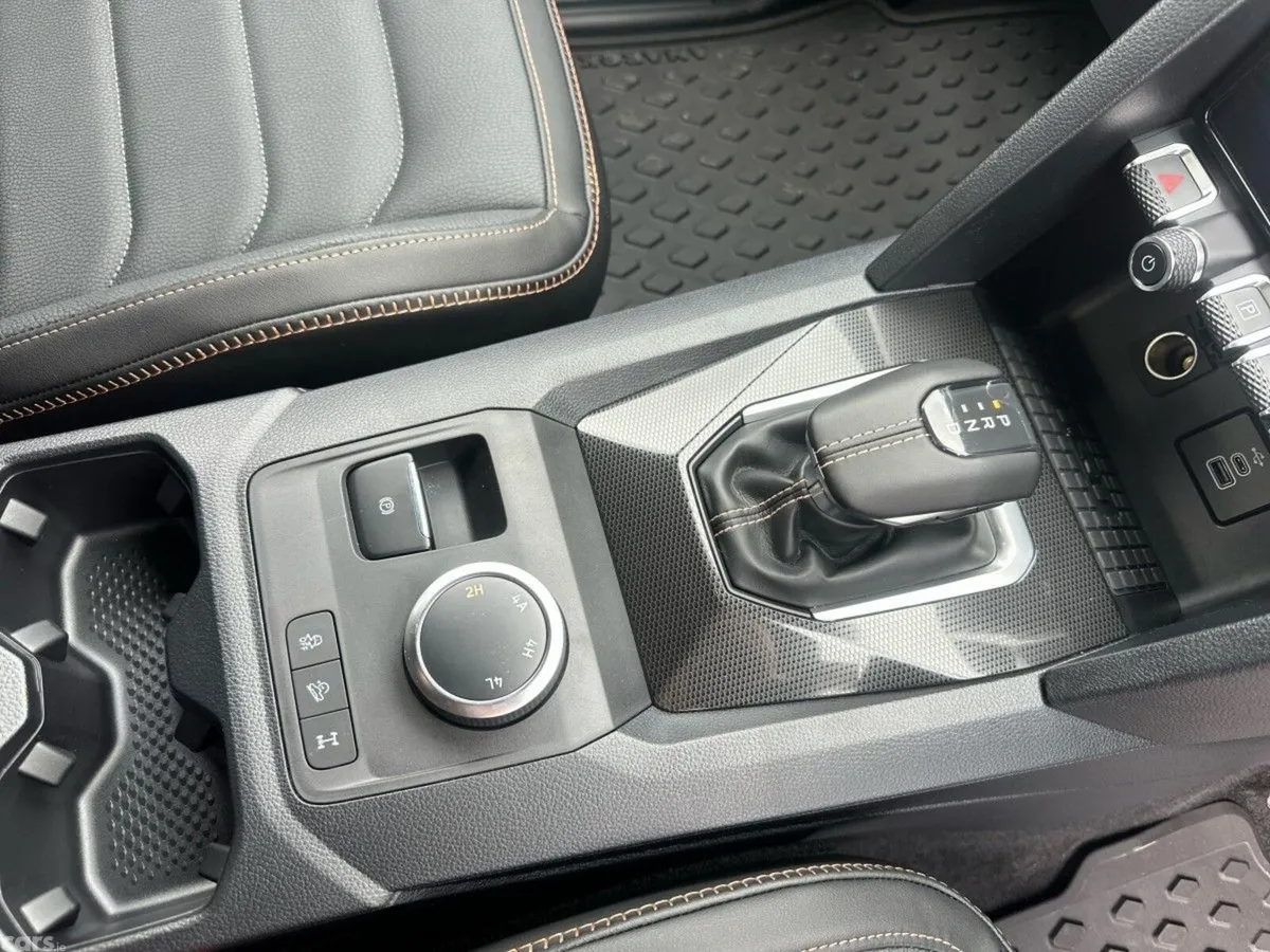 Volkswagen Amarok Pick Up, Diesel, 2026, Silver