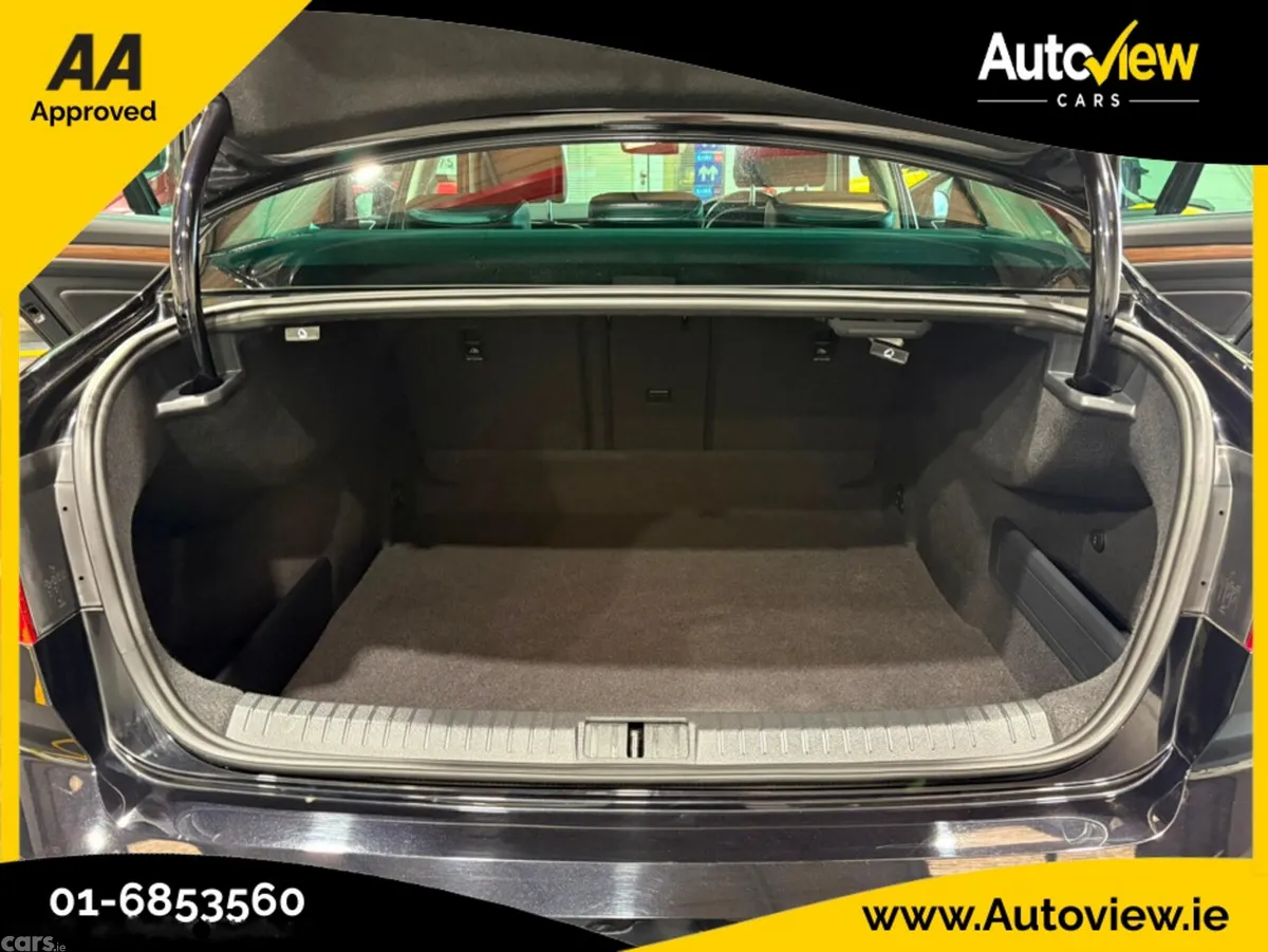 Volkswagen Passat Saloon, Petrol, 2017, Black