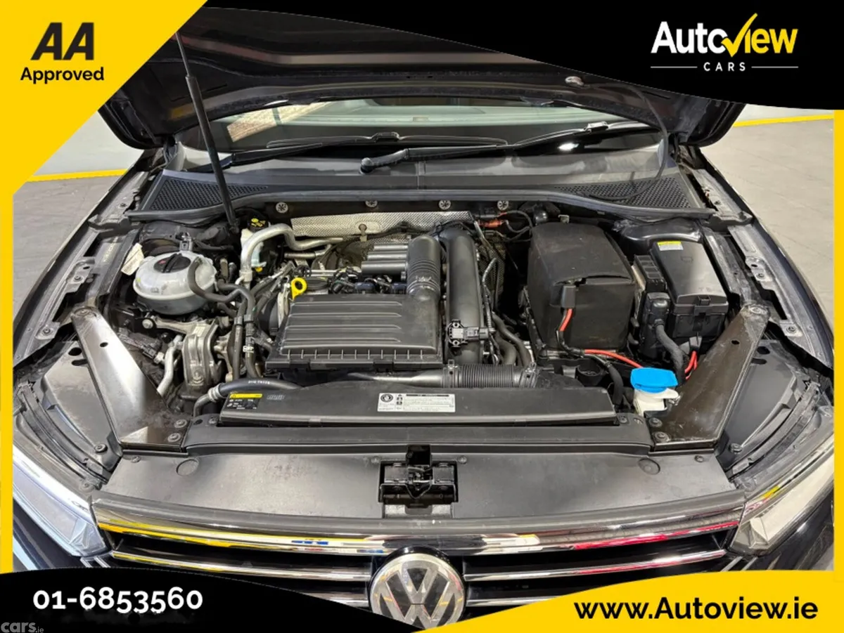 Volkswagen Passat Saloon, Petrol, 2017, Black