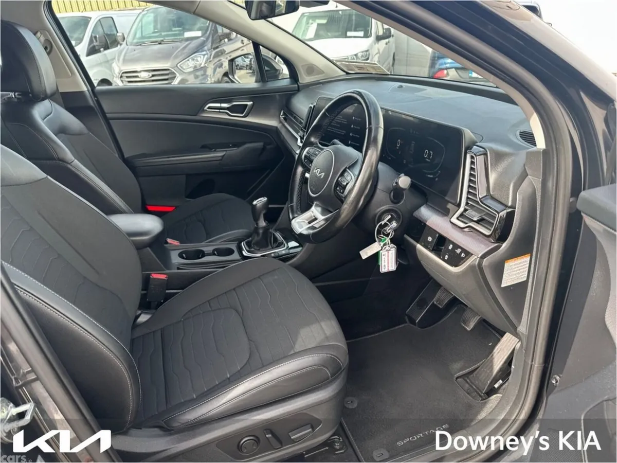 Kia Sportage Hatchback, Diesel, 2023, Black