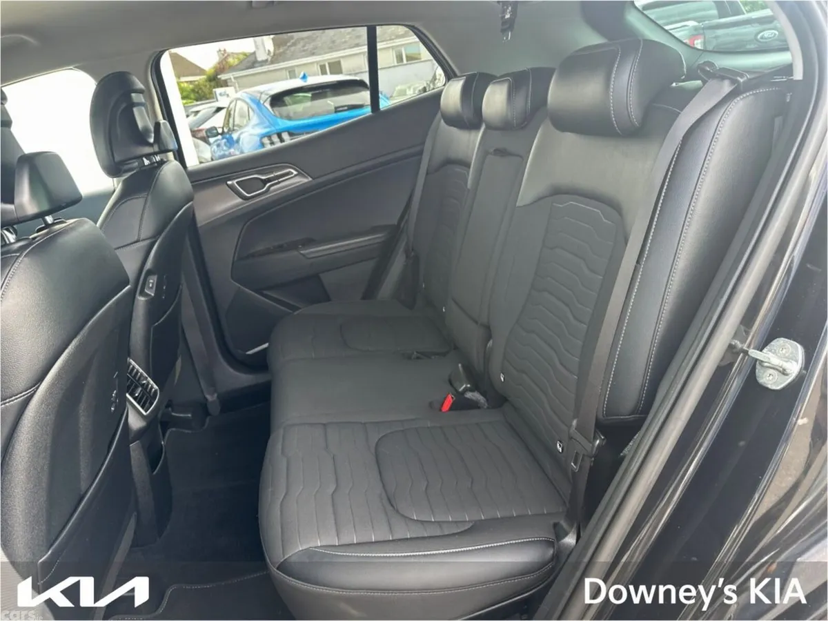 Kia Sportage Hatchback, Diesel, 2023, Black