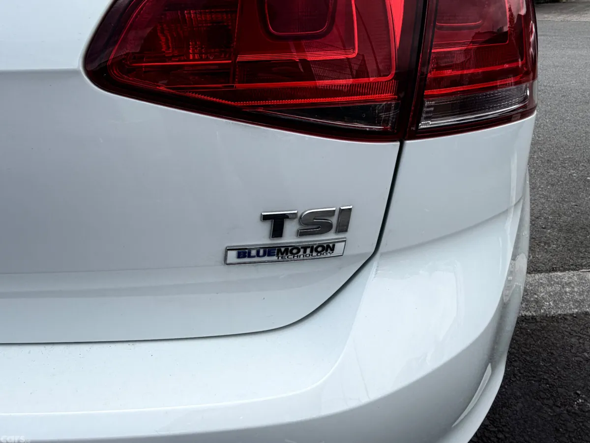 Volkswagen Golf Hatchback, Petrol, 2016, White