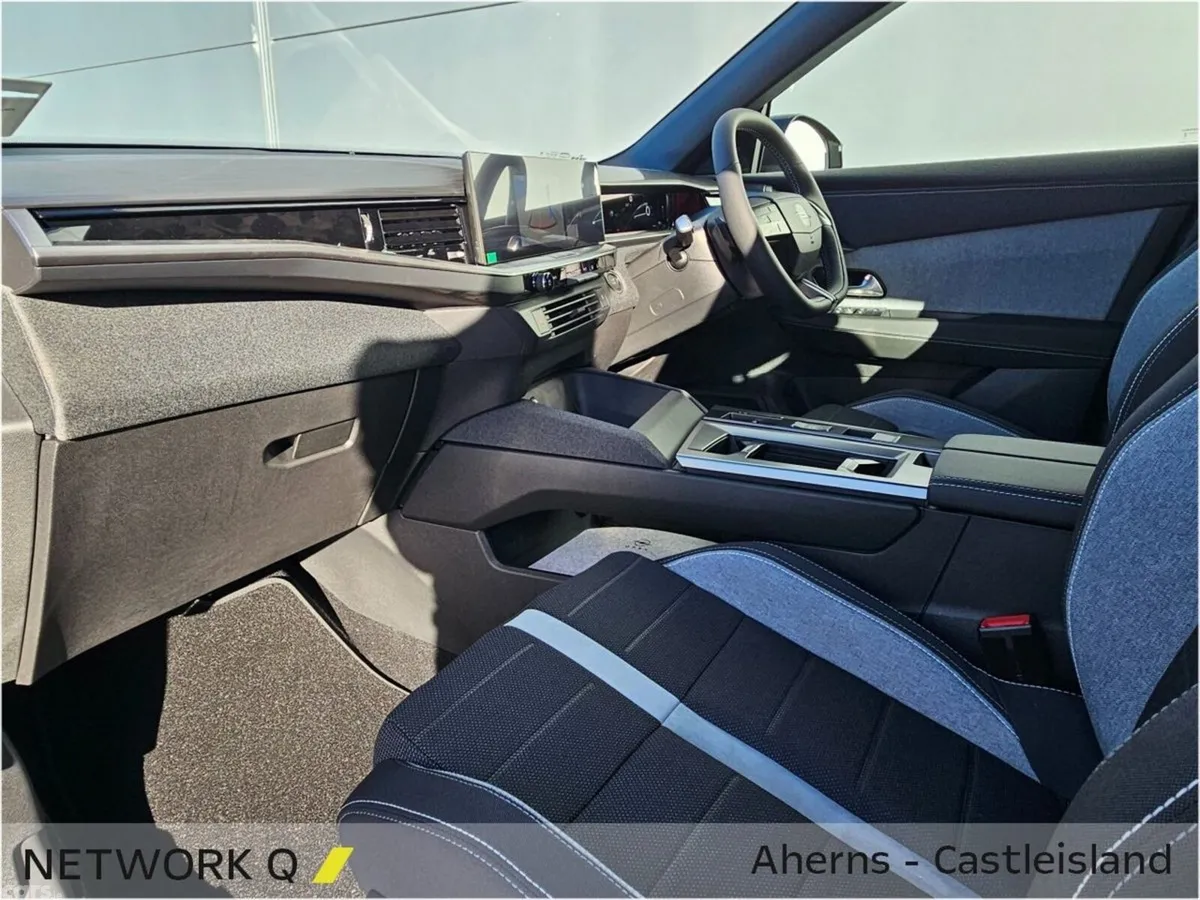 Opel Grandland SUV, Petrol, 2026, Grey