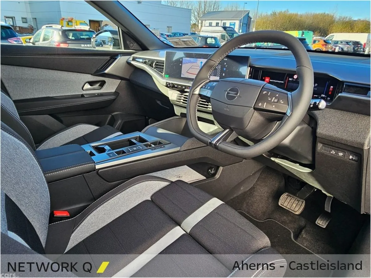 Opel Grandland SUV, Petrol, 2026, Grey