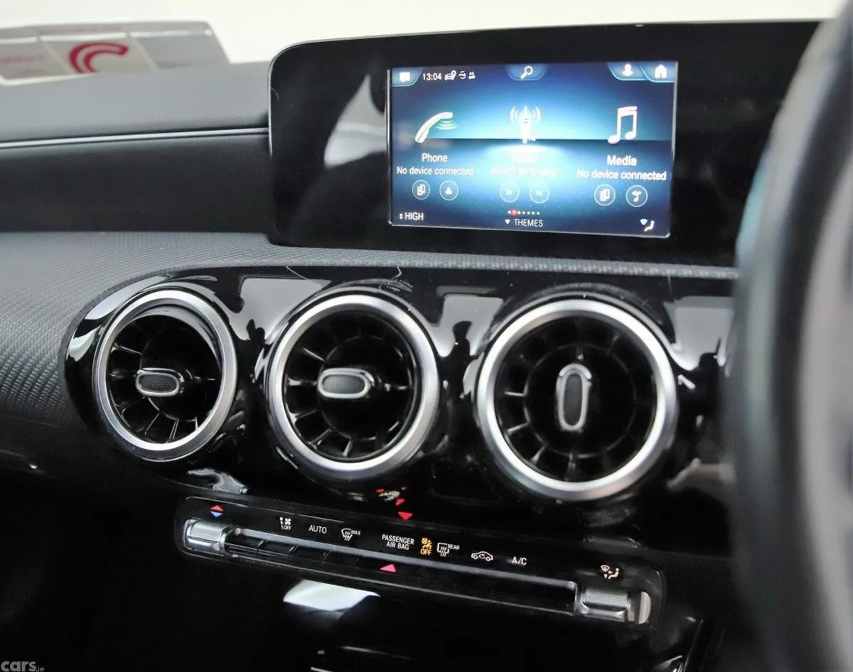 Mercedes-Benz A-Class Hatchback, Diesel, 2019, Blue