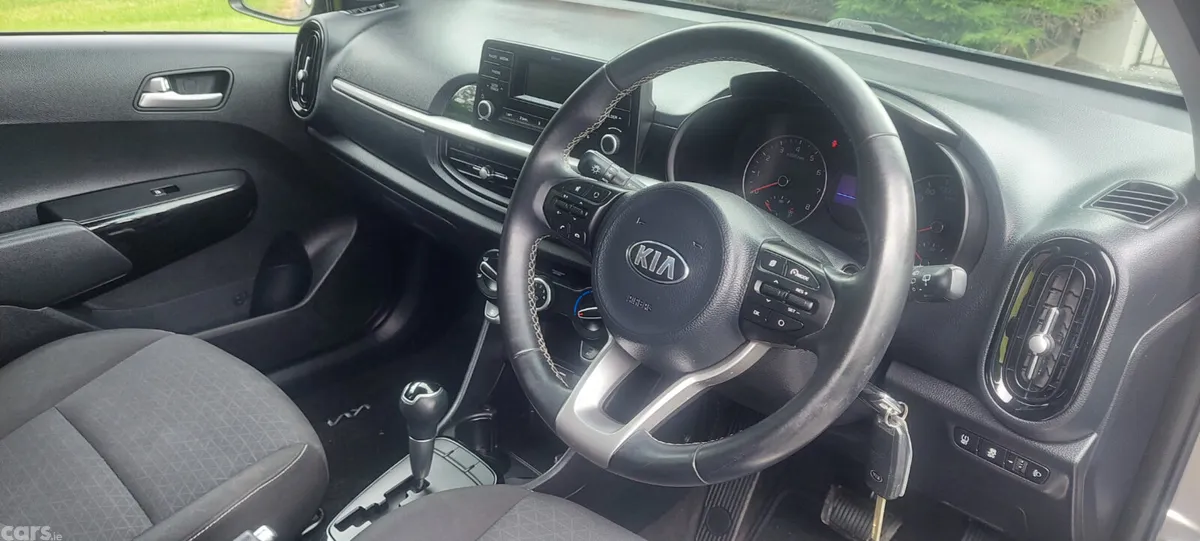 Kia Picanto Hatchback, Petrol, 2017, Grey