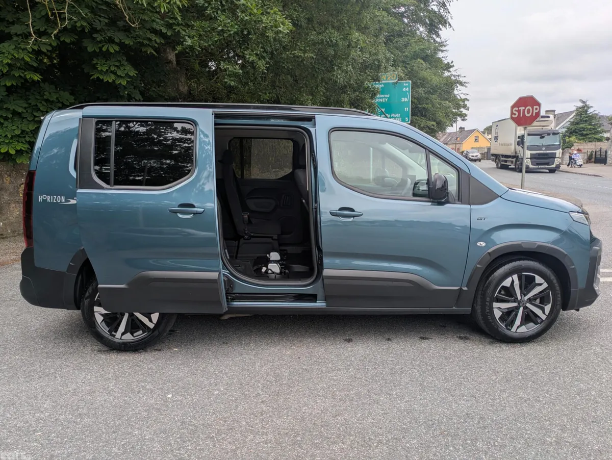 Peugeot Rifter MPV, Diesel, 2024, Blue