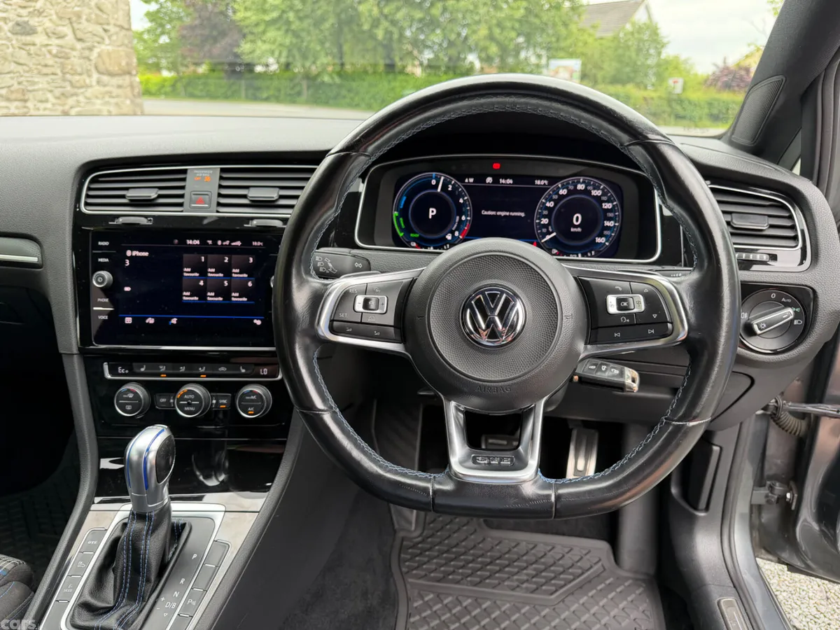 Volkswagen Golf Hatchback, Petrol Plug-in Hybrid, 2018, Grey