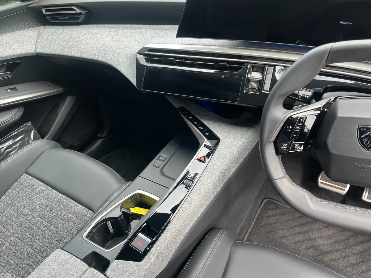 Peugeot 3008 MPV, Petrol Hybrid, 2026, Blue