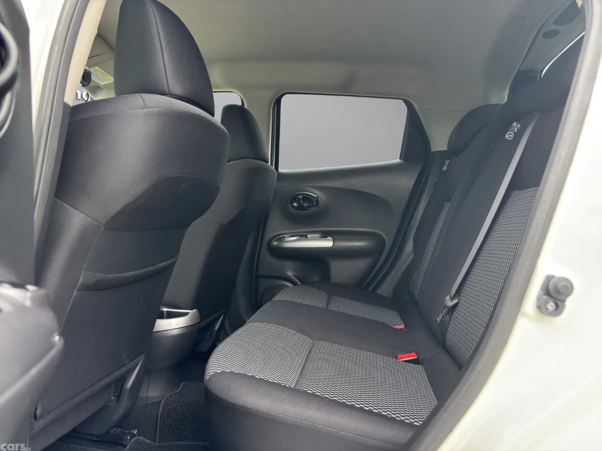 Nissan Juke SUV, Petrol, 2017, White