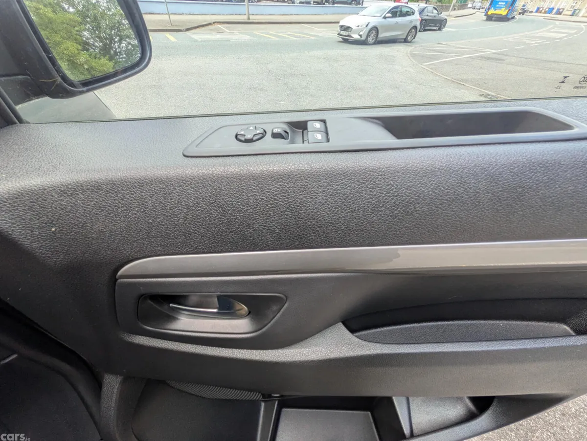 Citroen Spacetourer Van, Diesel, 2024, Grey