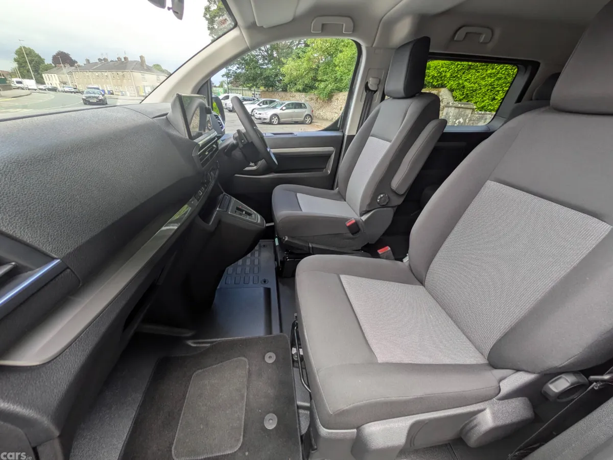 Citroen Spacetourer Van, Diesel, 2024, Grey