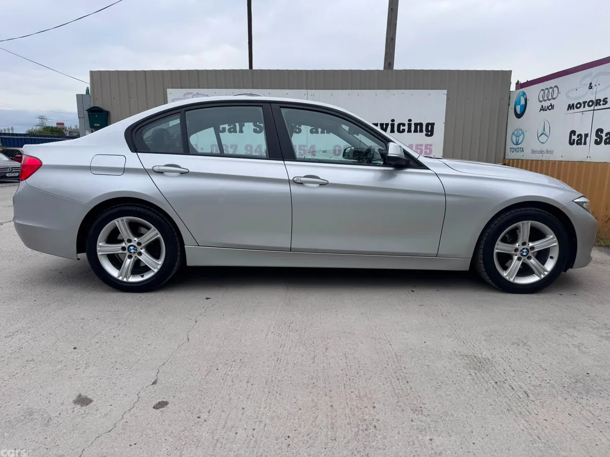 BMW 3-Series Saloon, Diesel, 2012, Silver