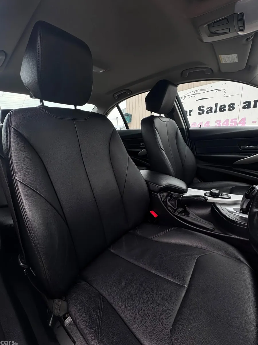 BMW 3-Series Saloon, Diesel, 2012, Silver