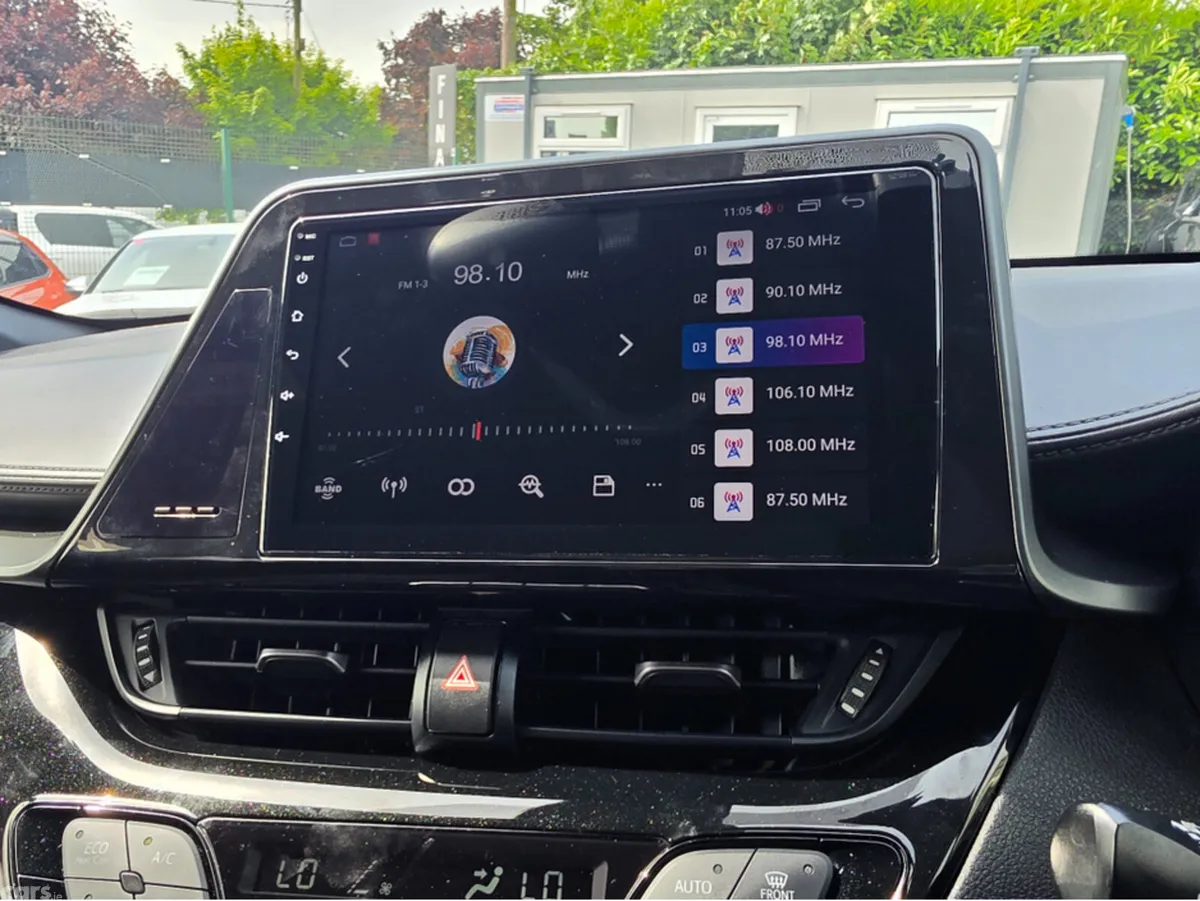 Toyota C-HR MPV, Petrol Hybrid, 2019, Silver