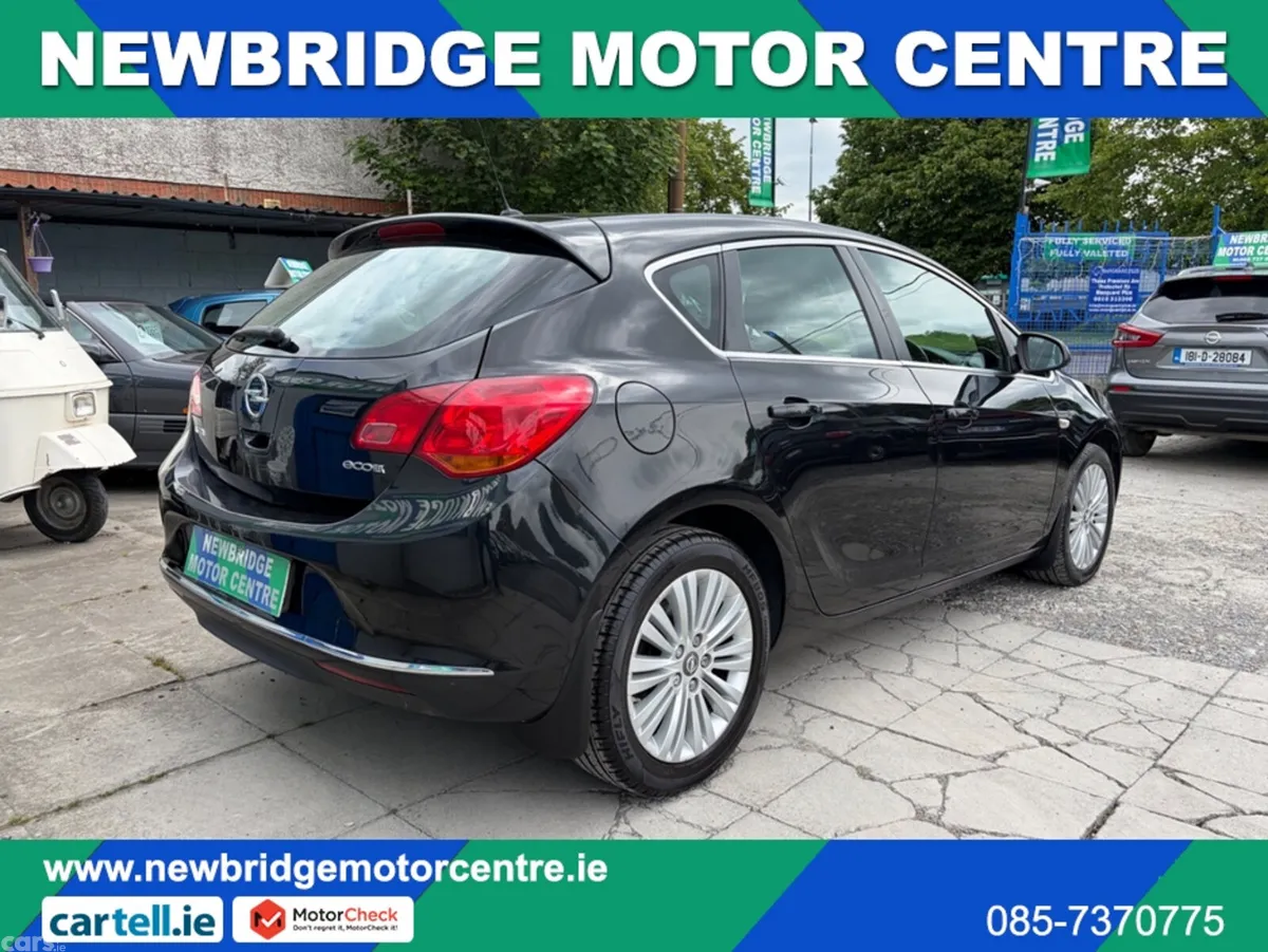 Opel Astra Hatchback, Diesel, 2015, Black