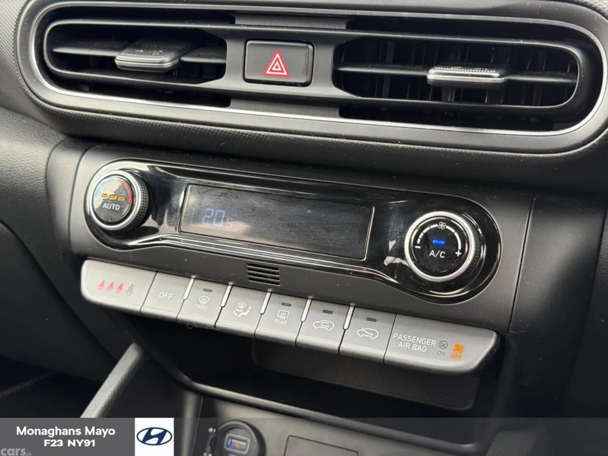 Hyundai KONA MPV, Petrol, 2023, Black