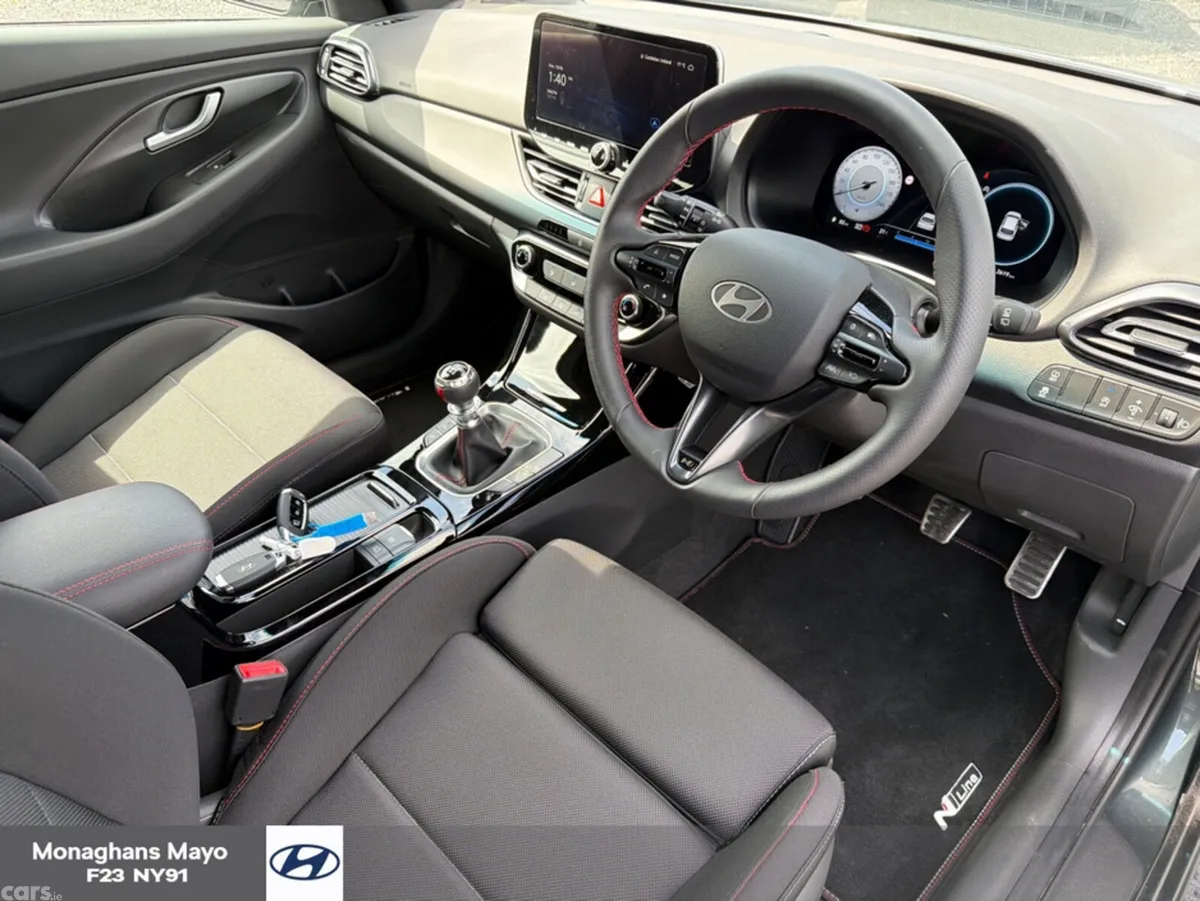 Hyundai i30 Hatchback, Petrol, 2026, Green